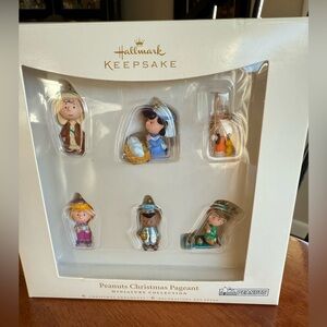 Peanuts Hallmark Miniature Ornaments